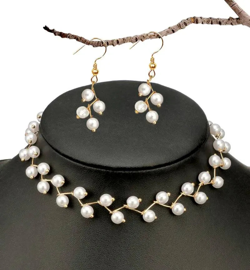 White Stone Pearl Zigzag Ladies Necklace For Women