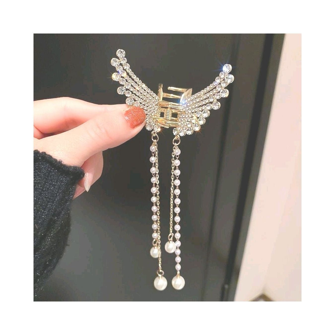 Stylish Butterfly Pearl Jewellery Ketcher with chain and moti for Girls